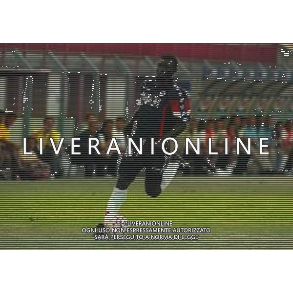 1999 VICENZA- PARTITA AMICHEVOLE VICENZA BARI NELLA FOTO Hugo Enyinnaya AG ALDO LIVERANI SAS