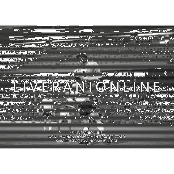 22-06-1974 AMBURGO CAMPIONATI DEL MONDO GERMANIA 74 GERMANIA EST-GERMANIA OVEST 1-0 NELLA FOTO parata croy jurgen AG ALDO LIVERANI SAS