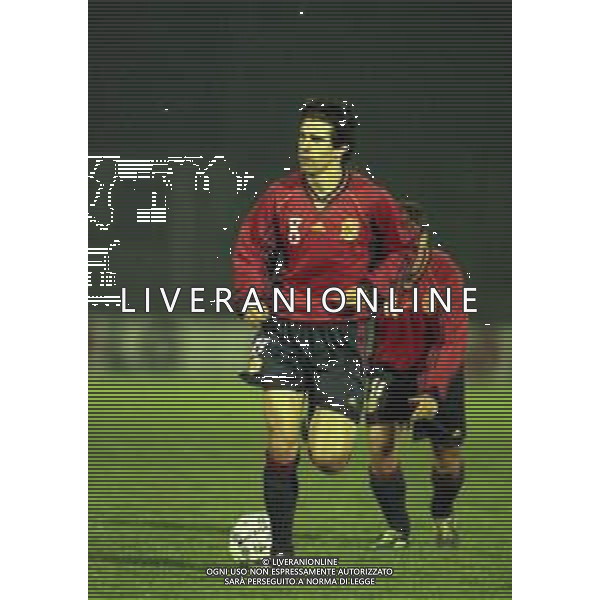 03-03-1999 REPUBBLICA DI SAN MARINO CAMPIONATO D\'EUROPA PER NAZIONI QUALIFICAZIONE STADIO DI SERRAVALLE SAN MARINO-SPAGNA NELLA FOTO VALERON JUAN AG ALDO LIVERANI SAS