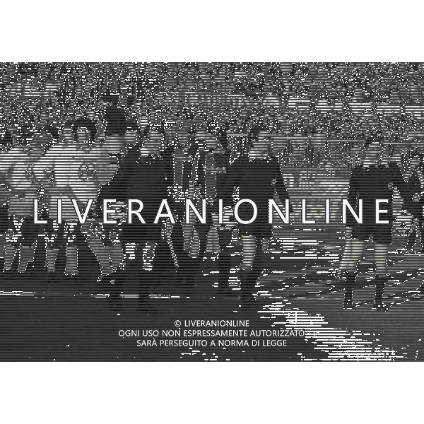 14-12-1981 BOLOGNA-CAMPIONATO DI CALCIO SERIE A BOLOGNA FIORENTINA 0-2 NELLA FOTO ARBITRO MAURIZIO MATTEI AG ALDO LIVERANI SAS
