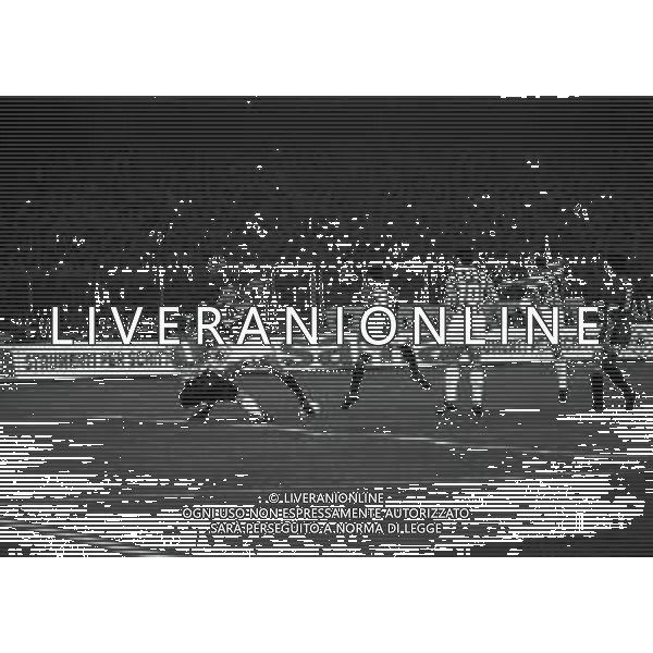 31-03-1993 TORINO SEMIFINALE DI COPPA ITALIA JUVENTUS TORINO 2-2 NELLA FOTO TIRO DI ANTONIO CONTE AG ALDO LIVERANI SAS