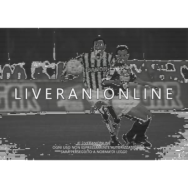 31-03-1993 TORINO SEMIFINALE DI COPPA ITALIA JUVENTUS TORINO 2-2 NELLA FOTO GIORGIO VENTURIN E ROBERTO GALIA AG ALDO LIVERANI SAS