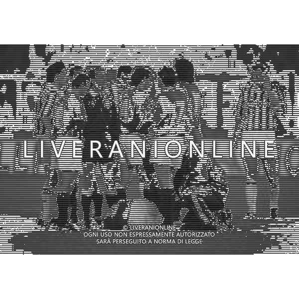 31-03-1993 TORINO SEMIFINALE DI COPPA ITALIA JUVENTUS TORINO 2-2 NELLA FOTO ARBITRO CARLO SGUIZZATO AG ALDO LIVERANI SAS