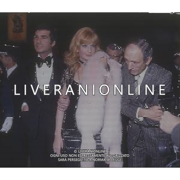 MONICA VITTI, attrice italiana di teatro, cinema e televisione - RETROSPETTIVA Nella foto a Cannes Maggio 1974 con Jeanne Claude Brialy e il regista Carlo Di Palma ©Archivio Giovanni Liverani / AG. ALDO LIVERANI SAS