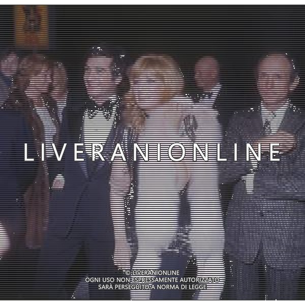 MONICA VITTI, attrice italiana di teatro, cinema e televisione - RETROSPETTIVA Nella foto a Cannes Maggio 1974 con Jeanne Claude Brialy e il regista Carlo Di Palma ©Archivio Giovanni Liverani / AG. ALDO LIVERANI SAS