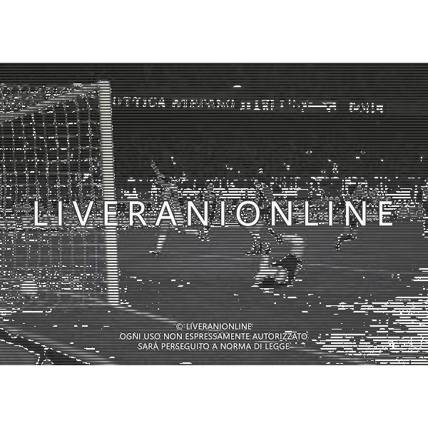 15-03-1994 TORINO QUARTI DI FINALE DI COPPA UEFA JUVENTUS CAGLIARI 1-2 NELLA FOTO IL GOAL DI DINO BAGGIO AG ALDO LIVERANI SAS