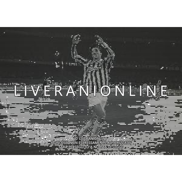 15-03-1994 TORINO QUARTI DI FINALE DI COPPA UEFA JUVENTUS CAGLIARI 1-2 NELLA FOTO ESULTANZA DINO BAGGIO AG ALDO LIVERANI SAS