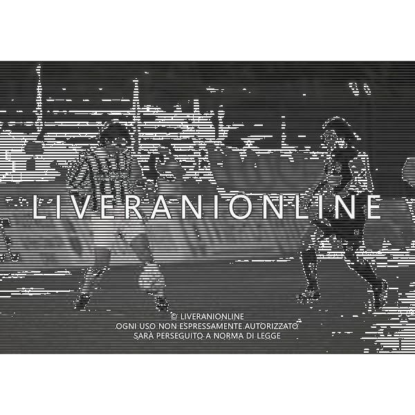 15-03-1994 TORINO QUARTI DI FINALE DI COPPA UEFA JUVENTUS CAGLIARI 1-2 NELLA FOTO ANDREA FORTUNATO E FRANCESCO MORIERO AG ALDO LIVERANI SAS