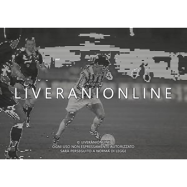 15-03-1994 TORINO QUARTI DI FINALE DI COPPA UEFA JUVENTUS CAGLIARI 1-2 NELLA FOTO ROBERTO BAGGIO AG ALDO LIVERANI SAS