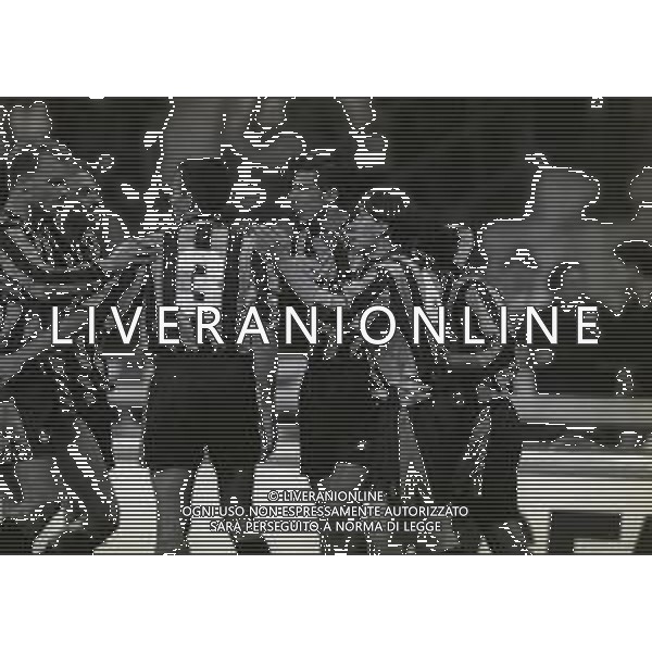 17-03-1994 MILANO QUARTI DI FINALE DI RITORNO DI COPPA UEFA INTER BORUSSIA DORTMUND 1-2 NELLA FOTO ABBRACCI GIOCATORI INTER DOPO IL GOAL AG ALDO LIVERANI SAS 