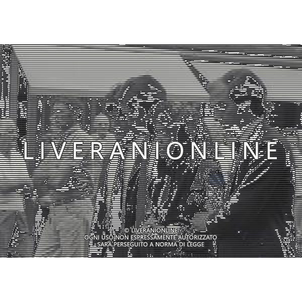 14-08-1981 MILANO FUNERALI DEL CAVALIERE DEL LAVORO E INDUSTRIALE ANGELO MORATTI EX PRESIDENTE INTER CALCIO NELLA FOTO NATALINO CURZOLA MORATTI-MASSIMO MORATTILA SIGNORA MORATTI E GIANMARCO MORATTI AG ALDO LIVERANI SAS 