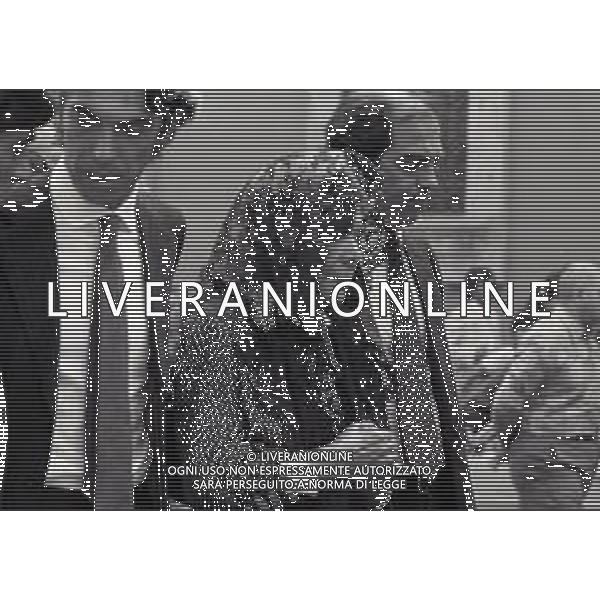 14-08-1981 MILANO FUNERALI DEL CAVALIERE DEL LAVORO E INDUSTRIALE ANGELO MORATTI EX PRESIDENTE INTER CALCIO NELLA FOTO MASSIMO MORATTI CON LA MADREA E IL FRATELLO GIANMARCO AG ALDO LIVERANI SAS