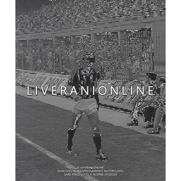 RETROSPETTIVA FRANCESCO VINCENZI CALCIATORE NELLA FOTO FRANCESCO VINCENZI CON LA MAGLIA DEL MILAN NELL\'ANNO 1980-1981 AG ALDO LIVERANI SAS