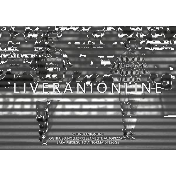 16-05-1990 AVELLINO FINALE DI COPPA UEFA RITORNO JUVENTUS FIORENTINA 0-0 NELLA FOTO SALVATORE SCHILLACI E GIUSEPPE VOLPECINA AG ALDO LIVERANI SAS