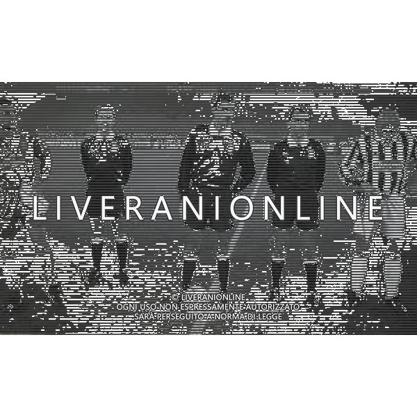 01-12-1994 TORINO ANDATA COPPA ITALIA QUARTI DI FINALE JUVENTUS ROMA 3-0 NELLA FOTO ARBITRO PIERO CECCARINI AG ALDO LIVERANI SAS