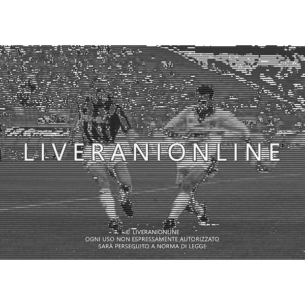 07-10-1992 MILANO OTTAVI DI FINALE DI NADATA DI COPPA ITALIA MILAN CAGLIARI 3-0 NELLA FOTO JEAN PIERRE PAPIN AG ALDO LIVERANI SAS