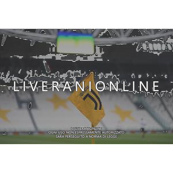 Juventus - Milan Semifinale ritorno Coppa Italia Tim Cup Juventus Stadium Torino 12.06.2020 Nella foto partita giocata a porte chiuse emergenza coronavirus - bandierina calcio d\'angolo ©Agenzia Aldo Liverani Sas