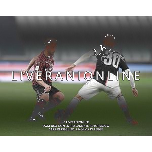 Juventus - Milan Semifinale ritorno Coppa Italia Tim Cup Juventus Stadium Torino 12.06.2020 -partita giocata a porte chiuse emergenza coronavirus Nella foto hakan calhanoglu e bentancur ©Agenzia Aldo Liverani Sas