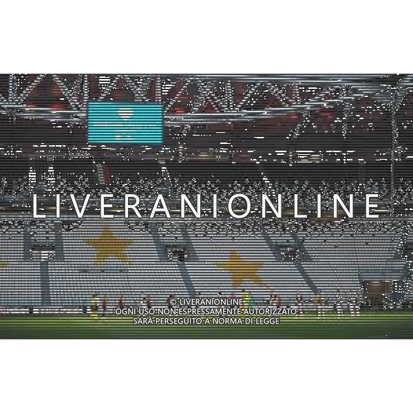 Juventus - Milan Semifinale ritorno Coppa Italia Tim Cup Juventus Stadium Torino 12.06.2020 - partita giocata a porte chiuse emergenza coronavirus Nella foto Minuto di silenzio per le vittime della pandemia covid-19 ©Agenzia Aldo Liverani Sas
