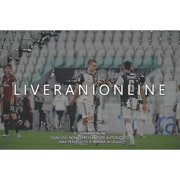 Juventus - Milan Semifinale ritorno Coppa Italia Tim Cup Juventus Stadium Torino 12.06.2020 - partita giocata a porte chiuse emergenza coronavirus Nella foto fine gara Matthijs de light e khedira ©Agenzia Aldo Liverani Sas