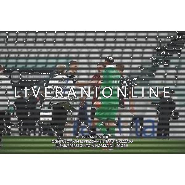 Juventus - Milan Semifinale ritorno Coppa Italia Tim Cup Juventus Stadium Torino 12.06.2020 - partita giocata a porte chiuse emergenza coronavirus Nella foto fine gara leonardo bonucci e gianluigi donnarumma ©Agenzia Aldo Liverani Sas