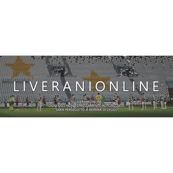 Juventus - Milan Semifinale ritorno Coppa Italia Tim Cup Juventus Stadium Torino 12.06.2020 - partita giocata a porte chiuse emergenza coronavirus Nella foto Minuto di silenzio per le vittime della pandemia covid-19 ©Agenzia Aldo Liverani Sas