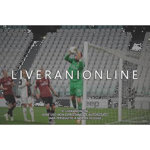 Juventus - Milan Semifinale ritorno Coppa Italia Tim Cup Juventus Stadium Torino 12.06.2020 - partita giocata a porte chiuse emergenza coronavirus Nella foto Gianluigi donnarumma in parata ©Agenzia Aldo Liverani Sas