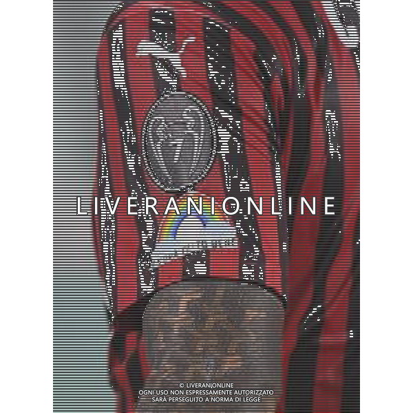 Juventus - Milan Semifinale ritorno Coppa Italia Tim Cup Juventus Stadium Torino 12.06.2020 - partita giocata a porte chiuse emergenza coronavirus Nella foto davide calabria con lo stemma sulla manica della maglietta \'andra\' tutto bene\' ©Agenzia Aldo Liverani Sas