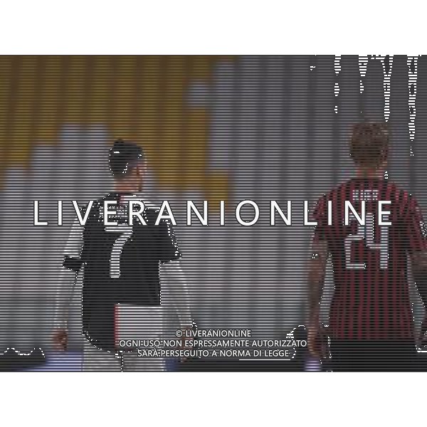 Juventus - Milan Semifinale ritorno Coppa Italia Tim Cup Juventus Stadium Torino 12.06.2020 - partita giocata a porte chiuse emergenza coronavirus Nella foto Cristiano ronaldo e simon Kjaer ©Agenzia Aldo Liverani Sas