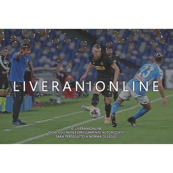 NAPOLI - INTER SEMIFINALE RITORNO DI COPPA ITALIA TIM CUP 13.06.2020 - PARTITA GIOCATA A PORTE CHIUSE PER L\'EMERGENZA CORONAVIRUS NELLA FOTO: MILAN SKRINIAR, ELSEID HYSAJ, ANTONIO CONTE ©MOSCA / AGENZIA ALDO LIVERANI SAS