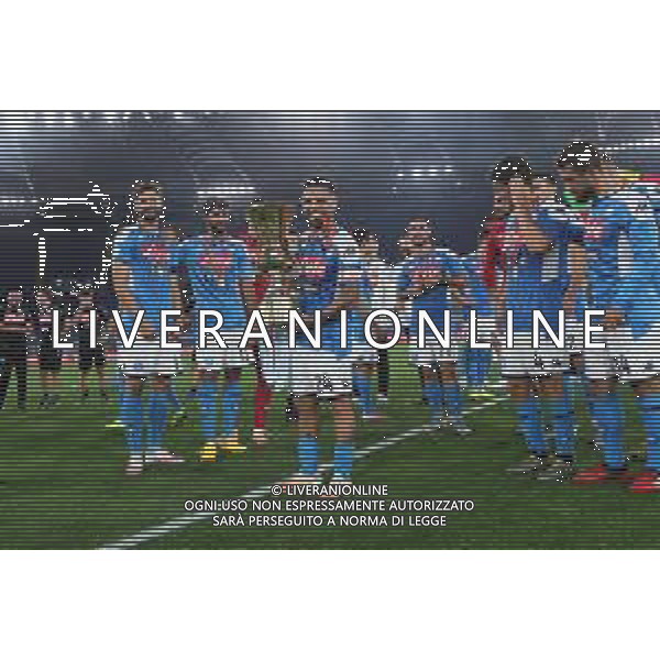 NAPOLI - JUVENTUS FINALE DI COPPA ITALIA - ROMA 17.06.2020 NELLA FOTO: ESULTANZA FESTEGGIAMENTI DEL NAPOLI A FINE GARA PER LA VITTORIA DELLA COPPA - TROFEO LORENZO INSIGNE ©MOSCA / AGENZIA ALDO LIVERANI SAS