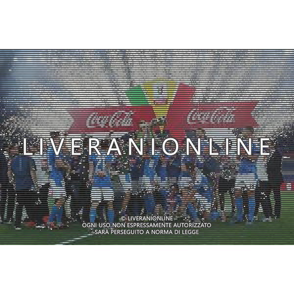 NAPOLI - JUVENTUS FINALE DI COPPA ITALIA - ROMA 17.06.2020 NELLA FOTO: ESULTANZA FESTEGGIAMENTI DEL NAPOLI A FINE GARA PER LA VITTORIA DELLA COPPA - TROFEO ©MOSCA / AGENZIA ALDO LIVERANI SAS