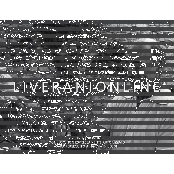 RETROSPETTIVA LEE VAN CLEFF ATTORE NELLA FOTO LEE VAN CLEEF A TAORMINA NELL\'ANNO 1973 AG ALDO LIVERANI SAS