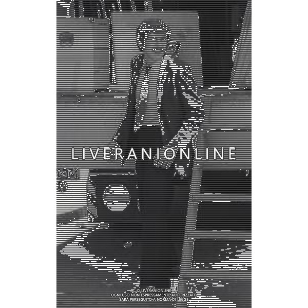 RETROSPETTIVA GIANNI MORANDI CANTANTE NELLA FOTO GIANNI MORANDI NEL FILM“LE CASTAGNE SONO BUONE“ NELL\'ANNO 1970 AG ALDO LIVERANI SAS