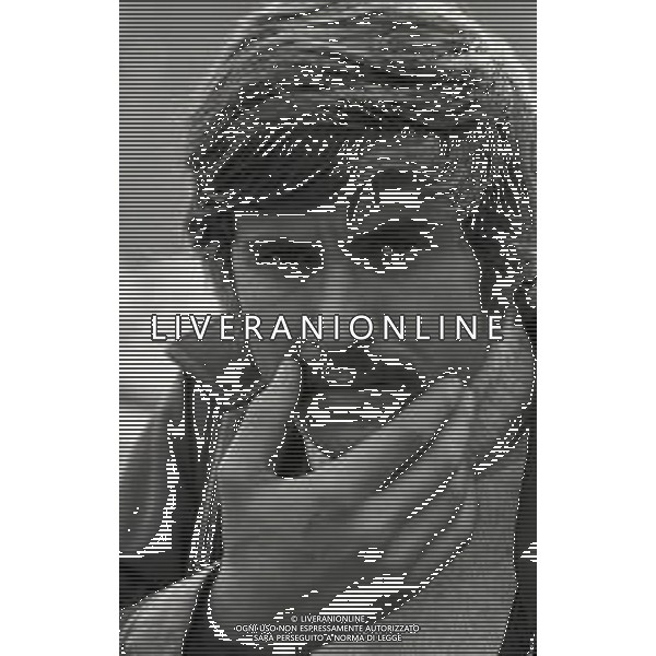 RETROSPETTIVA GIANNI MORANDI CANTANTE NELLA FOTO GIANNI MORANDI NEL FILM“LE CASTAGNE SONO BUONE“ NELL\'ANNO 1970 AG ALDO LIVERANI SAS