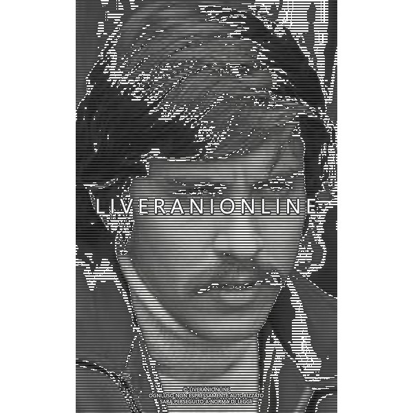 RETROSPETTIVA GIANNI MORANDI CANTANTE NELLA FOTO GIANNI MORANDI NEL FILM“LE CASTAGNE SONO BUONE“ NELL\'ANNO 1970 AG ALDO LIVERANI SAS
