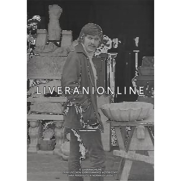 RETROSPETTIVA GIANNI MORANDI CANTANTE NELLA FOTO GIANNI MORANDI NEL FILM“LE CASTAGNE SONO BUONE“ NELL\'ANNO 1970 AG ALDO LIVERANI SAS