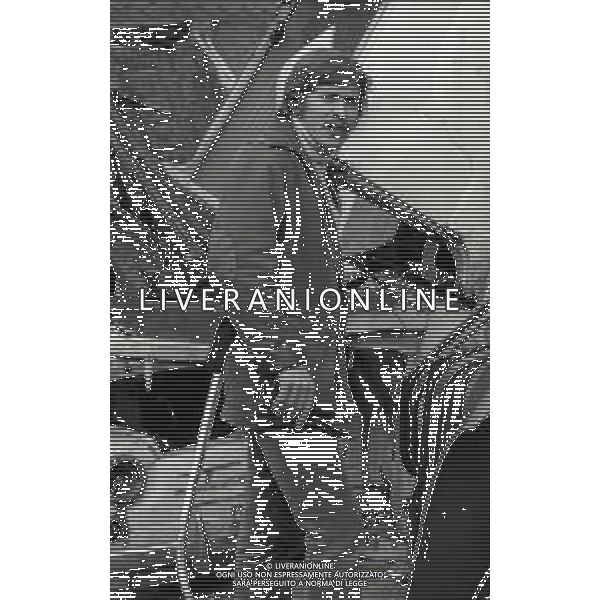 RETROSPETTIVA GIANNI MORANDI CANTANTE NELLA FOTO GIANNI MORANDI NEL FILM“LE CASTAGNE SONO BUONE“ NELL\'ANNO 1970 AG ALDO LIVERANI SAS