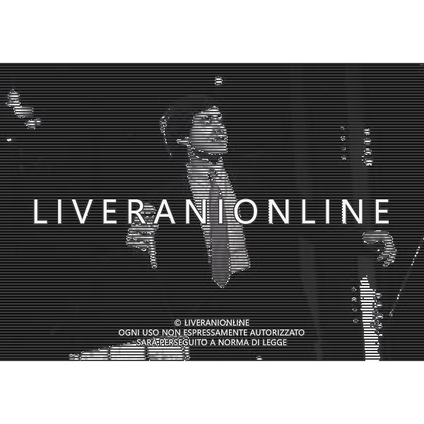 RETROSPETTIVA GIANNI MORANDI CANTANTE NELLA FOTO GIANNI MORANDI A SANREMO NELL\'ANNO 1980 AG ALDO LIVERANI SAS 