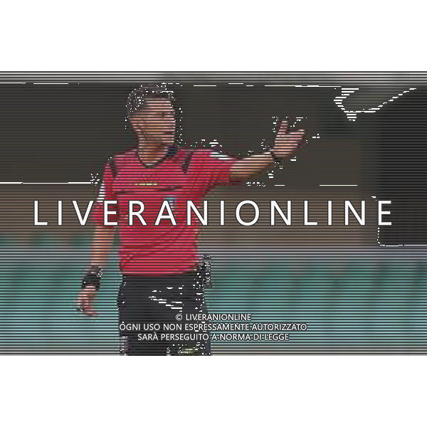 Hellas Verona - Napoli Campionato di Calcio Serie A TIM 23/06/2020 nella foto: arbitro fabrizio pasqua ©Claudio Zamagni/Agenzia Aldo Liverani referee fabrizio pasqua during Italian Serie A soccer match between HELLAS VERONA - NAPOLI at Marc\'Antonio Bentegodi Stadium on June 23 2020 photo credit by Claudio Zamagni/Aldo Liverani Photo Agency/ AGENZIA ALDO LIVERANI SAS