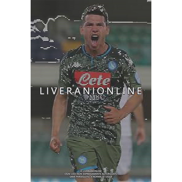 Hellas Verona - Napoli Campionato di Calcio Serie A TIM 23/06/2020 nella foto: Esultanza Lozano Hirving(ssc napoli) dopo il gol ©Claudio Zamagni/Agenzia Aldo Liverani Lozano Hirving(ssc napoli) celebrates after scoring a goal during Italian Serie A soccer match between HELLAS VERONA - NAPOLI at Marc\'Antonio Bentegodi Stadium on June 23 2020 photo credit by Claudio Zamagni/Aldo Liverani Photo Agency/ AGENZIA ALDO LIVERANI SAS