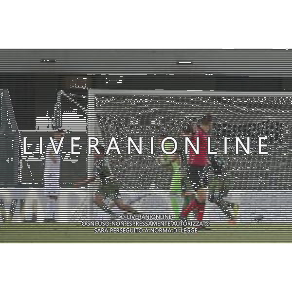 Verona (VR), Italia, 23 Giugno 2020, Stadio Marc\'Antonio Bentegodi, 27° giornata Campionato Serie A Tim 2019/2020, incontro tra le squadre dell\'Hellas Verona e del Napoli FC, nella foto: il gol di hirving Lozano ©Davide Casentini / AGENZIA ALDO LIVERANI SAS