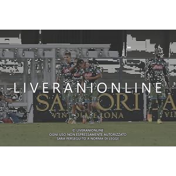 Verona (VR), Italia, 23 Giugno 2020, Stadio Marc\'Antonio Bentegodi, 27° giornata Campionato Serie A Tim 2019/2020, incontro tra le squadre dell\'Hellas Verona e del Napoli FC, nella foto: l\'esultanza di hirving Lozano dopo il gol del raddoppio ©Davide Casentini / AGENZIA ALDO LIVERANI SAS