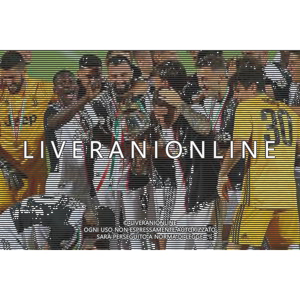 Finale coppa Italia Serie C Ternana Calcio - Juventus Under 23 27/06/2020 nella foto: esultanza della juventus, festeggiamenti per la vittoria della coppa italia - la squadra con il trofeo ©Claudio Zamagni/Agenzia Aldo Liverani / AGENZIA ALDO LIVERANI SAS