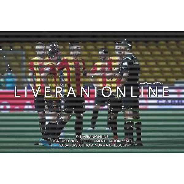 BENEVENTO - JUVE STABIA CAMPIONATO CALCIO SERIE B 29.06.2020 NELLA FOTO PROTESTE DI CHRISTIAN MAGGIO CON L\'ARBITRO PER L\'ESPULSIONE DI LUCA CALDIROLA ©MOSCA / AGENZIA ALDO LIVERANI SAS