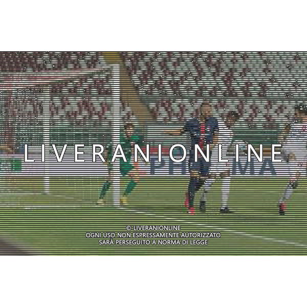 Campionato di Calcio Serie C - Lega Pro 2019/2020 Padova, Italia, 30 giugno 2020 PLAYOFF Padova VS Sanbenedettese Nella foto: Il probabile colpo di mano di Joel Baraye (Padova) chiesto dalla Sambenedettese ©Mattia Radoni - Alessio Marini / AGENZIA ALDO LIVERANI SAS