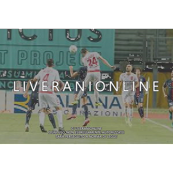 Campionato di Calcio Serie C - Lega Pro 2019/2020 Padova, Italia, 30 giugno 2020 PLAYOFF Padova VS Sanbenedettese Nella foto: L\'anticipo di Carlo Pelagatti (Padova) su Iacopo Cernigoi (Sambenedettese) ©Mattia Radoni - Alessio Marini / AGENZIA ALDO LIVERANI SAS