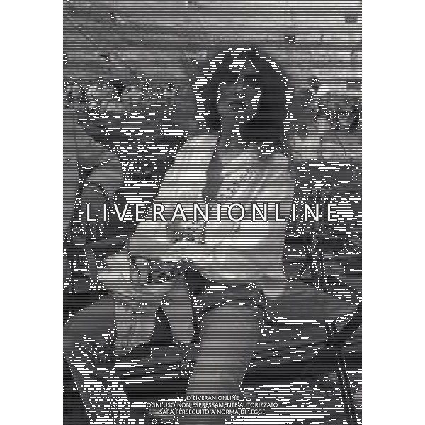RETROSPETTIVA LOREDANA BERTE\' CANTANTE NELLA FOTO LOREDANA BERTE\' A VERONA AL FESTIVALBAR NELL\'ANNO 1979 AG ALDO LIVERANI SAS 