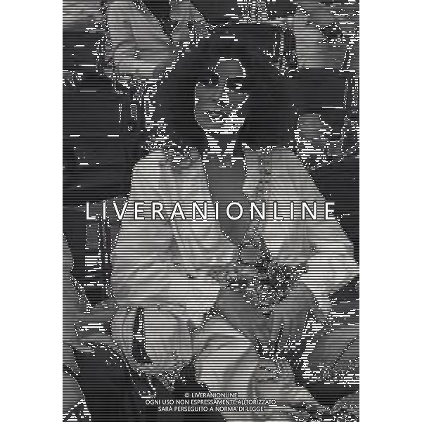 RETROSPETTIVA LOREDANA BERTE\' CANTANTE NELLA FOTO LOREDANA BERTE\' A VERONA AL FESTIVALBAR NELL\'ANNO 1979 AG ALDO LIVERANI SAS 