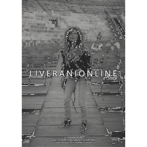 RETROSPETTIVA LOREDANA BERTE\' CANTANTE NELLA FOTO LOREDANA BERTE\' A VERONA AL FESTIVALBAR NELL\'ANNO 1979 AG ALDO LIVERANI SAS 